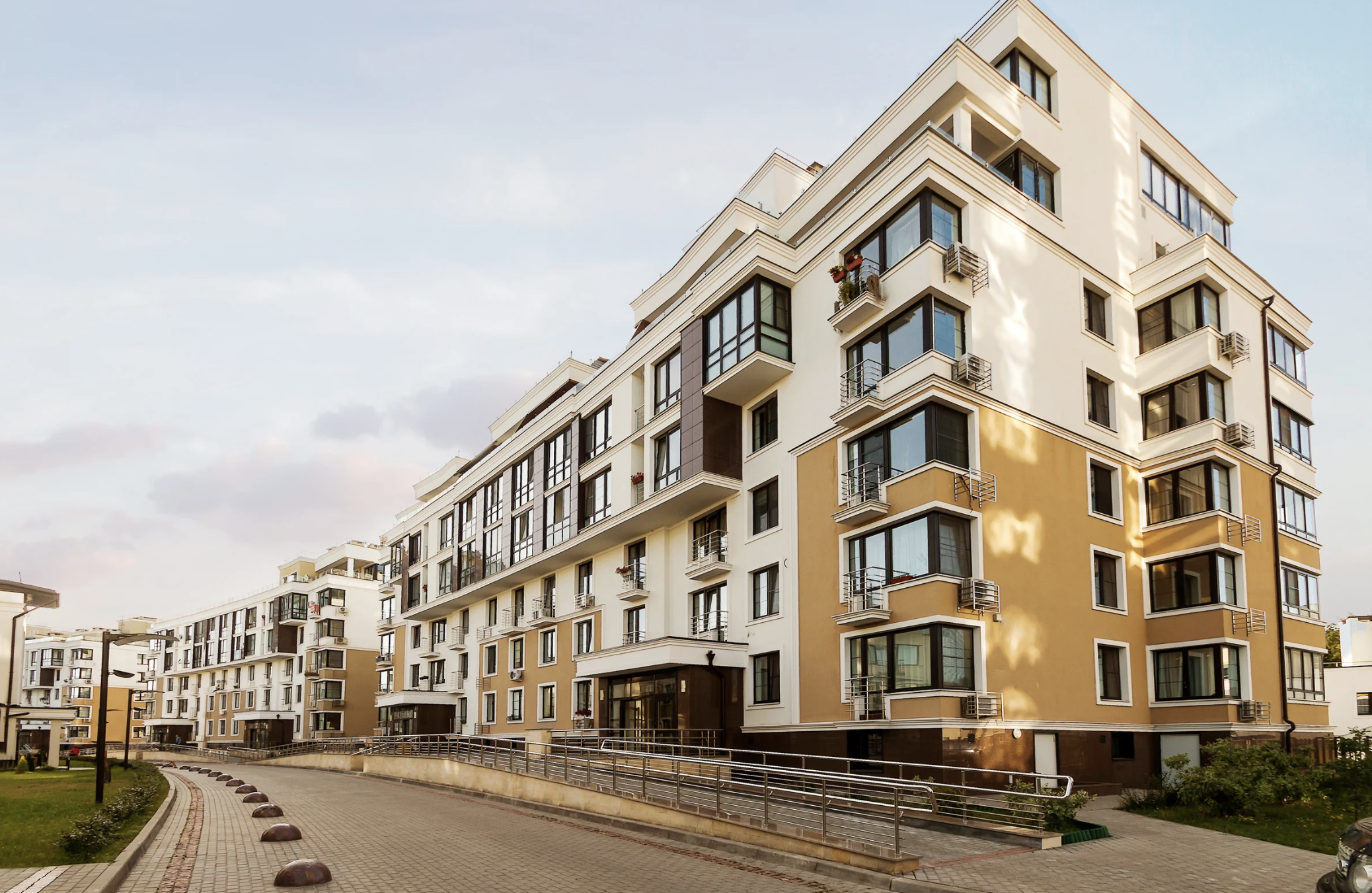 Commercial property valuation in urban setting